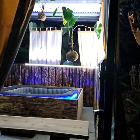 La Case Floria Saint-Andre Exterior photo
