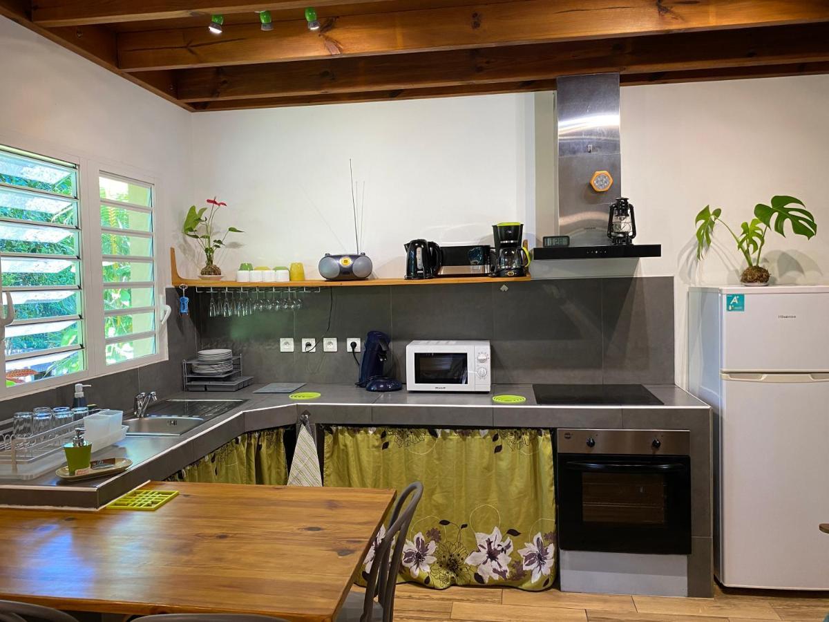 La Case Floria Saint-Andre Exterior photo