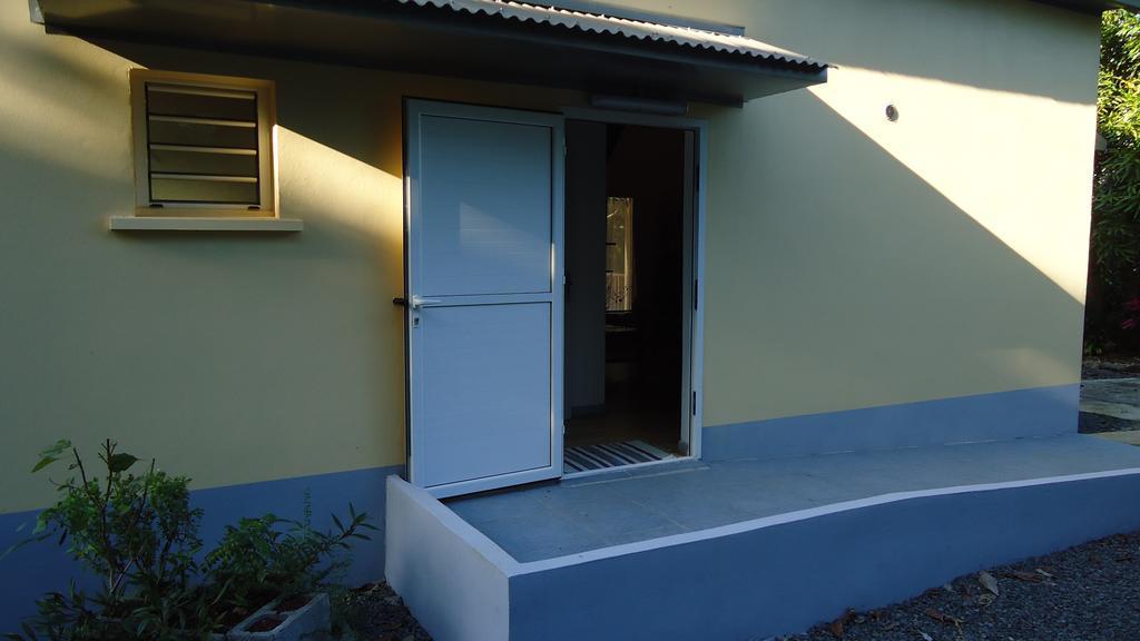 La Case Floria Saint-Andre Exterior photo